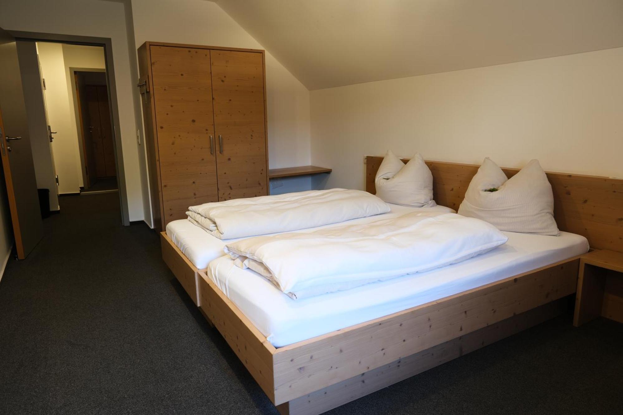 "Beim Butz" Hotel Worth an der Donau Luaran gambar