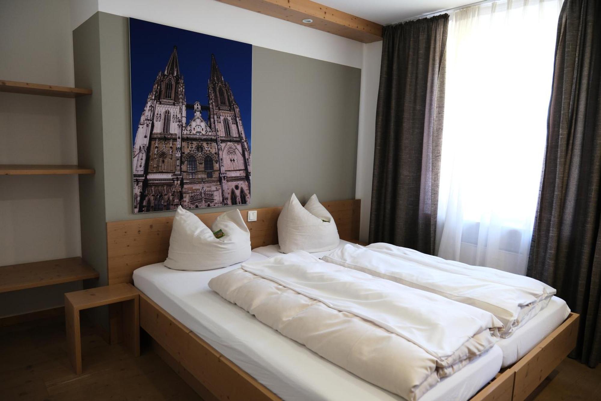 "Beim Butz" Hotel Worth an der Donau Luaran gambar