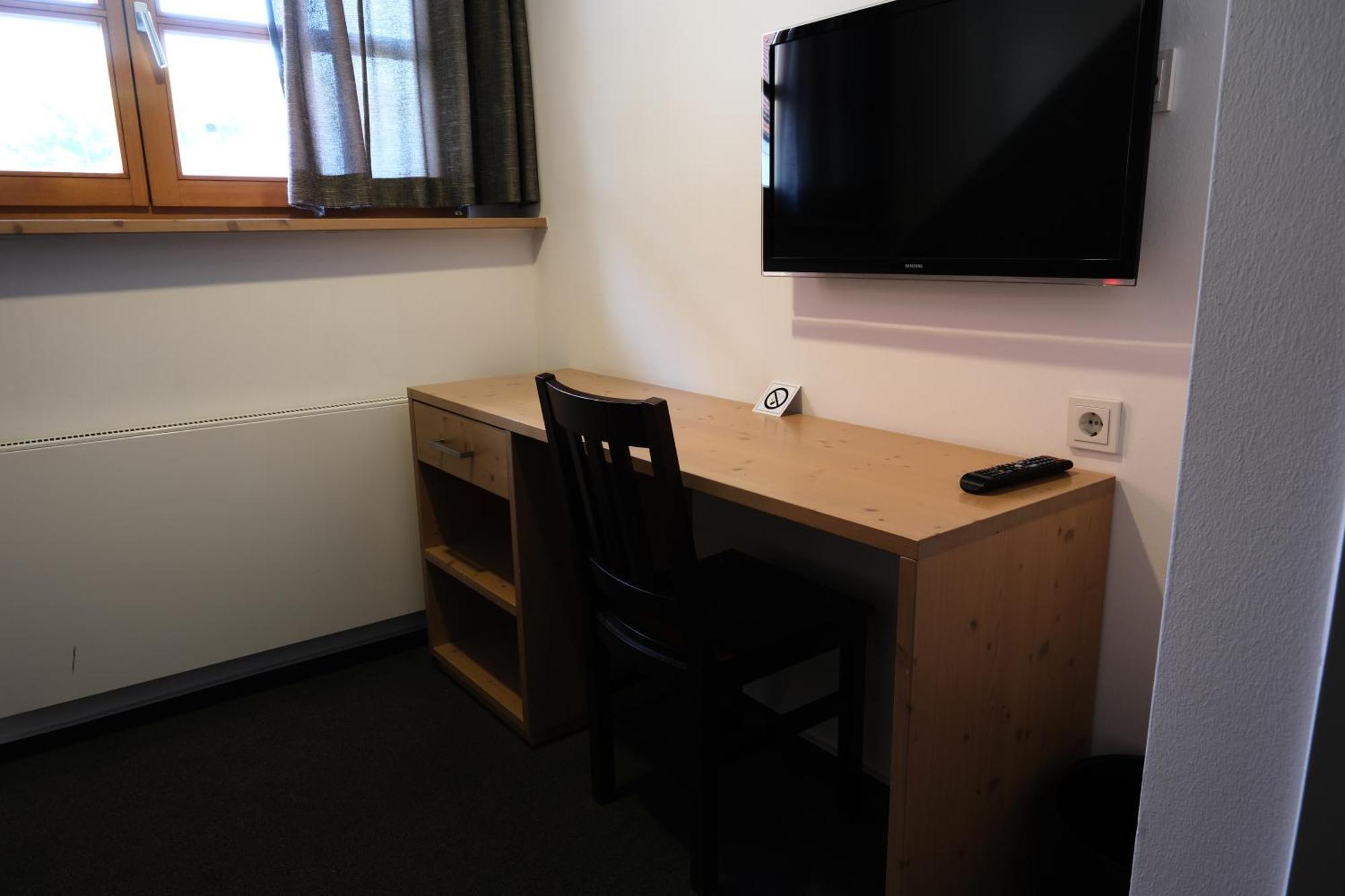 "Beim Butz" Hotel Worth an der Donau Luaran gambar